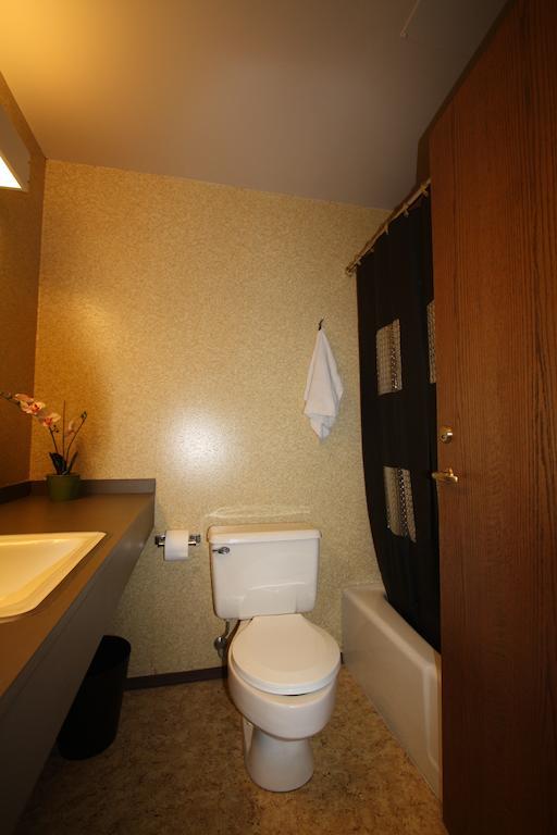 Airport Inn Keflavik Room photo