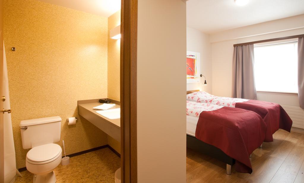 Airport Inn Keflavik Room photo